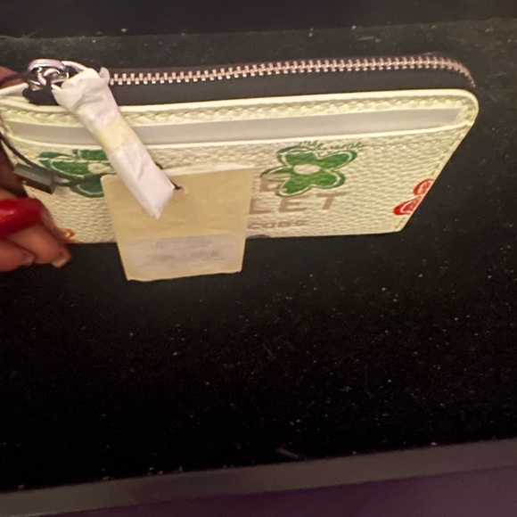 Marc Jacobs Floral Key Holder - White and Multicolor - Picture 5 of 8